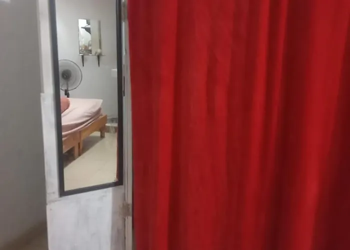 Rhinos House Apartment